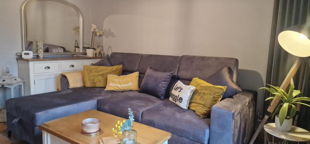 Country Style, 2 Bedroom House, Parking And Superb Location Apartment Norwich
